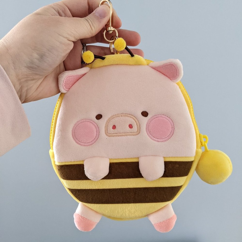 Authentic Lulu the Pig Bee Pouch (no tags)